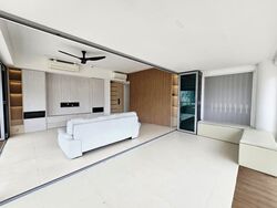 Pavilion 11 (D11), Condominium #531038001